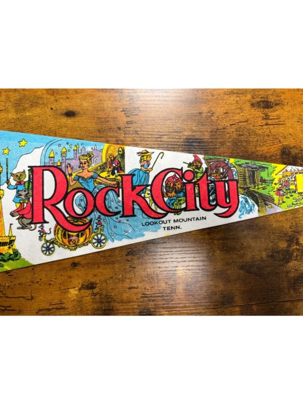 Vintage Rock City, Lookout Mountain, TN pennant